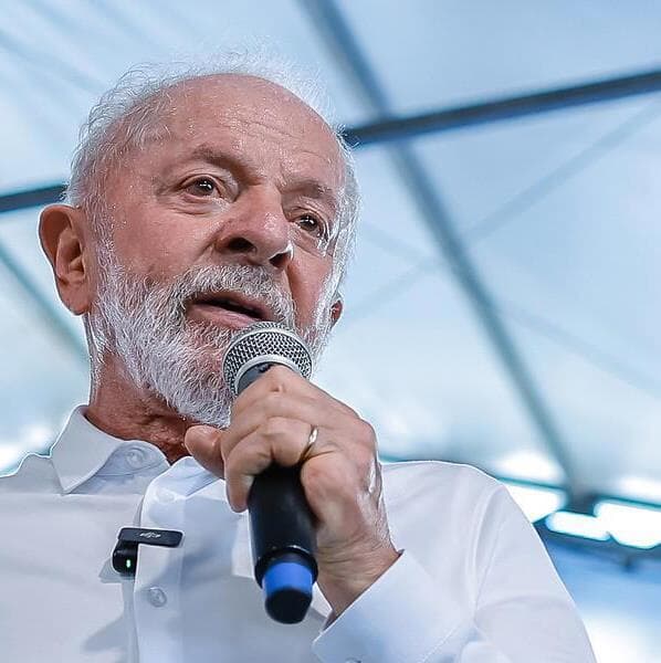 Aprovação de Lula despenca para 24%, segundo Datafolha