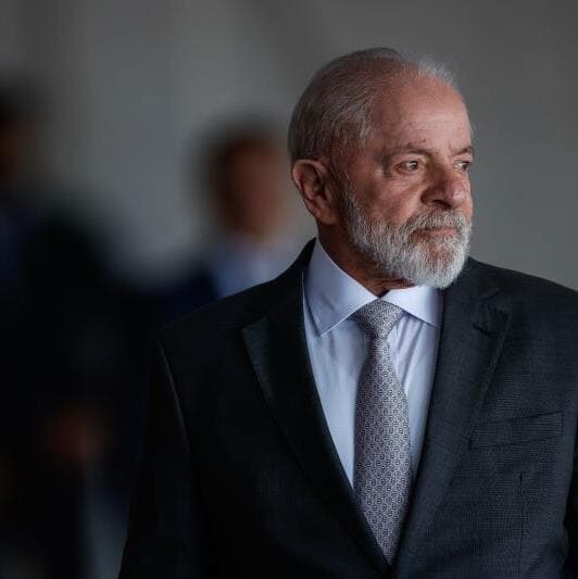 Lula é aprovado por 40% e desaprovado por 55%, diz pesquisa CNT