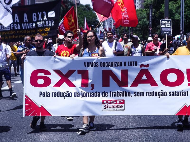 Saiba quais deputados assinaram a PEC pelo fim da escala 6x1