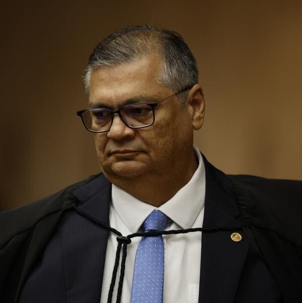 Dino aprova planos de trabalho do Executivo e Legislativo para emendas