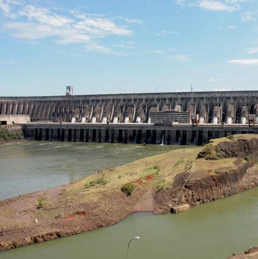 Governo cria reserva financeira para estabilizar tarifas de Itaipu