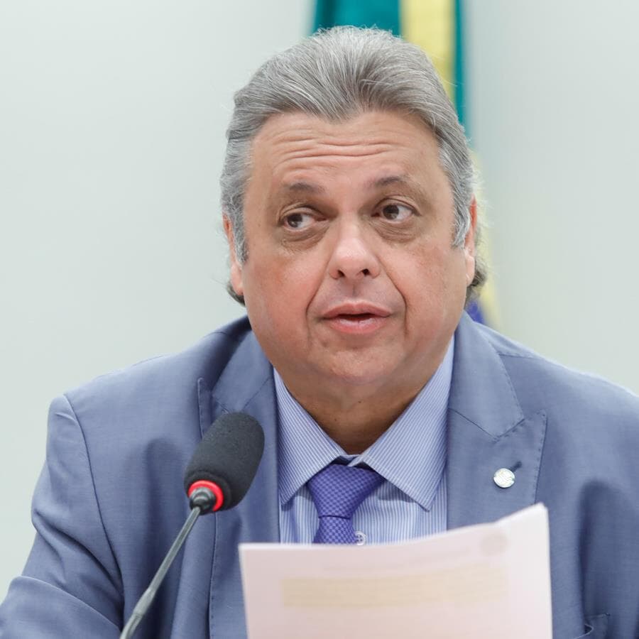 O deputado Júlio Arcoverde (PP-PI), presidente da Comissão Mista de Orçamento, afirma que o cronograma está mantido - Mario Agra/Câmara dos Deputados