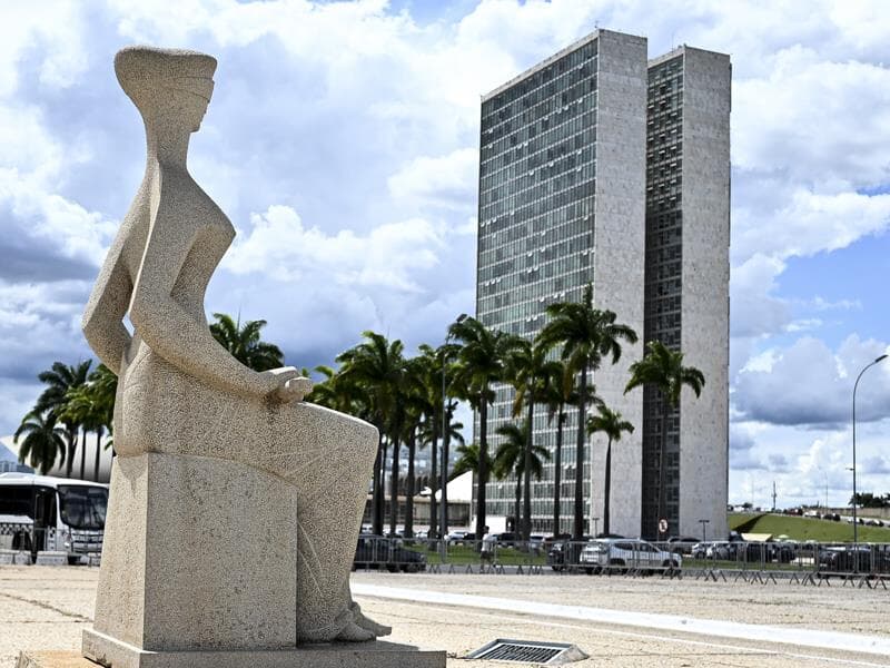 Legenda alega que a resolução aprovada pelo Congresso representa uma "nova etapa do Orçamento Secreto". - Ton Molina /Fotoarena/Folhapress