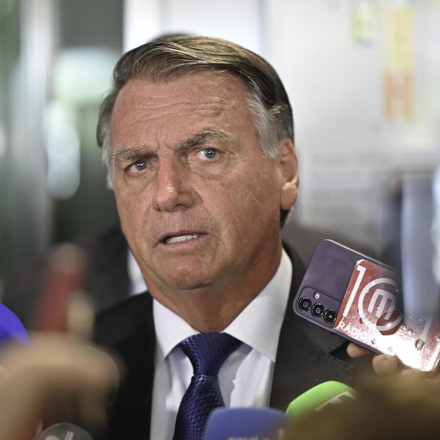 Bolsonaro fala sobre licença do Eduardo. - Ton Molina /Fotoarena/Folhapress