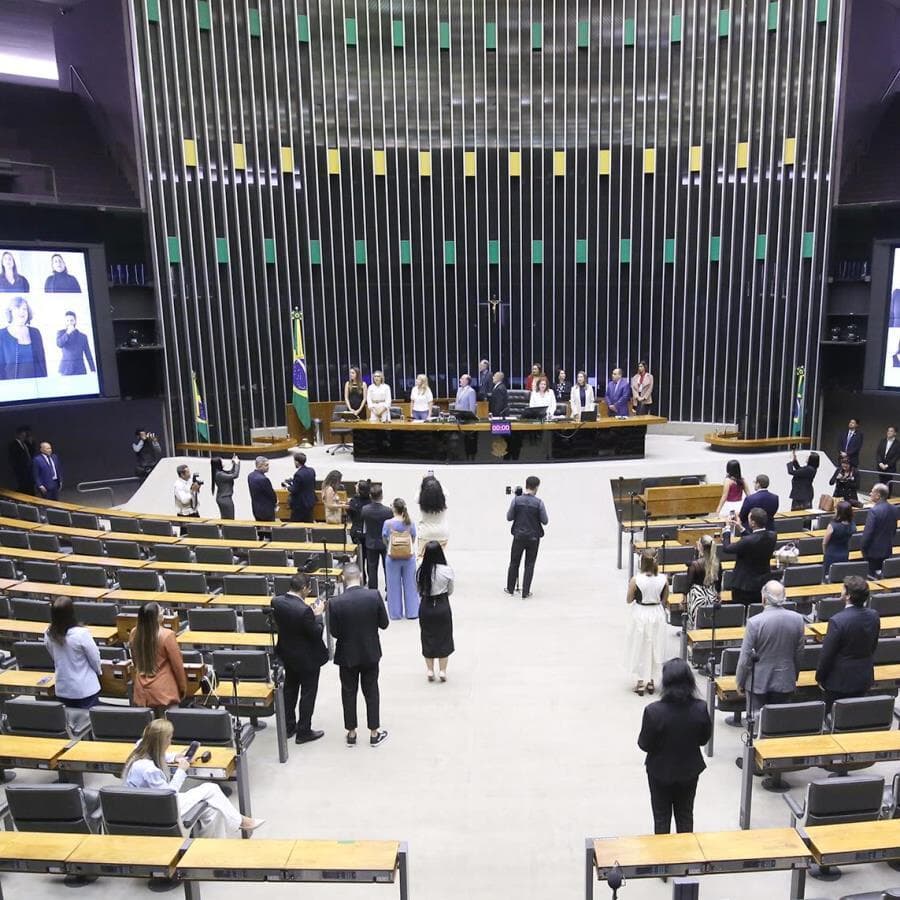 Medida busca garantir a continuidade de serviços no SUS nos estados e municípios. - Kayo Magalhães / Câmara dos Deputados