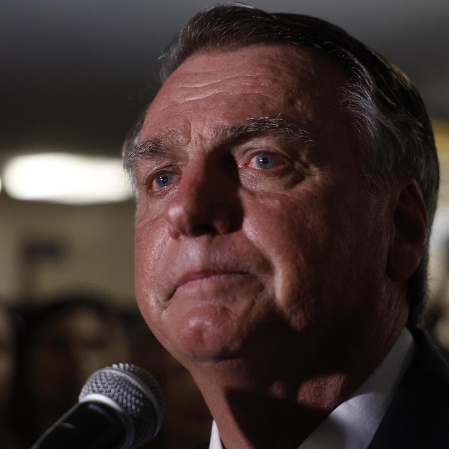 Bolsonaro está com o passaporte apreendido desde 2023. - Pedro Ladeira/Folhapress