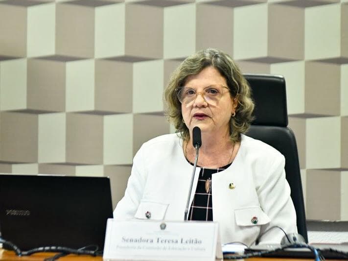 A senadora Teresa Leitão (PT-PE) preside a Comissão de Educação e Cultura do Senado. - Geraldo Magela/Agência Senado