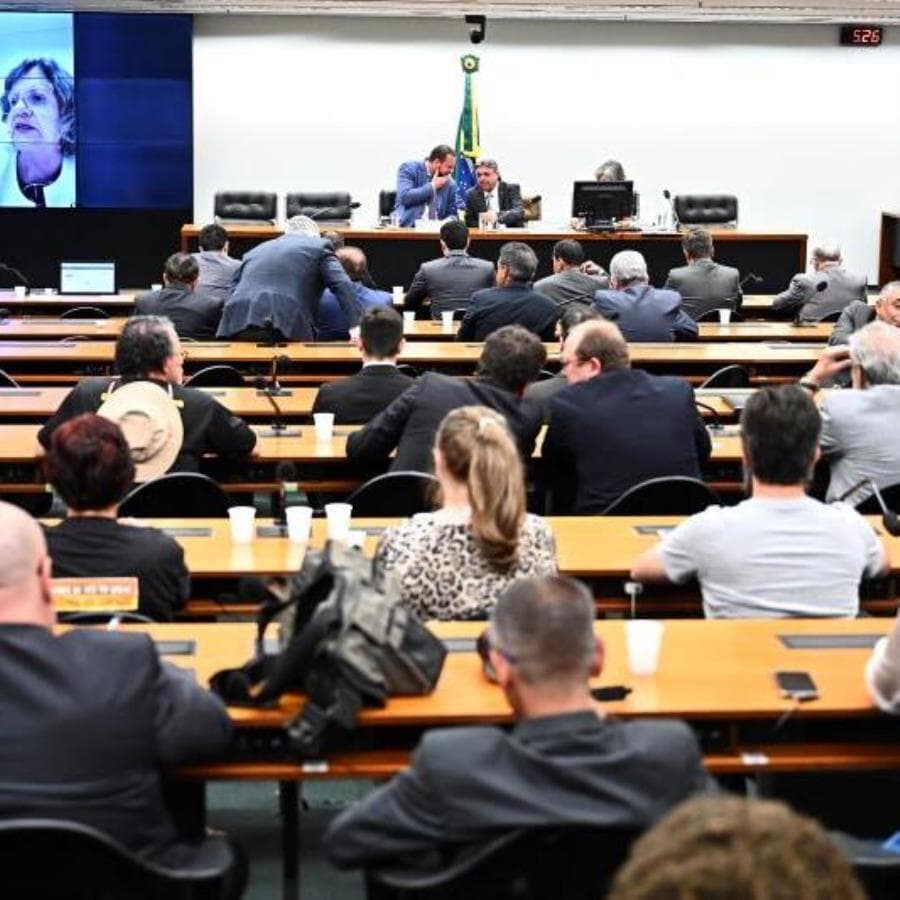 Sessão da Comissão Mista de Orçamento (CMO) do Congresso: plano é concluir votação até a sexta-feira (21) - Andressa Anholete/Agência Senado