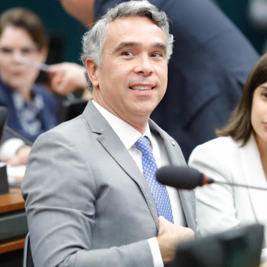 Rafael Brito e Tabata Amaral são duas das principais lideranças da Frente Parlamentar da Educação - Mário Agra/Agência Câmara