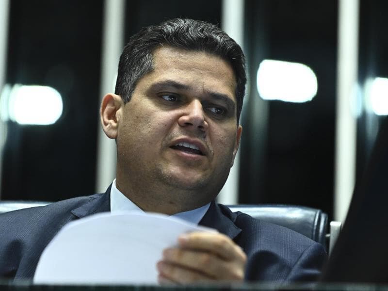 Davi Alcolumbre cobrou retratação de Plínio Valério por sugerir o enforcamento de Marina Silva. - Andressa Anholete/Agência Senado