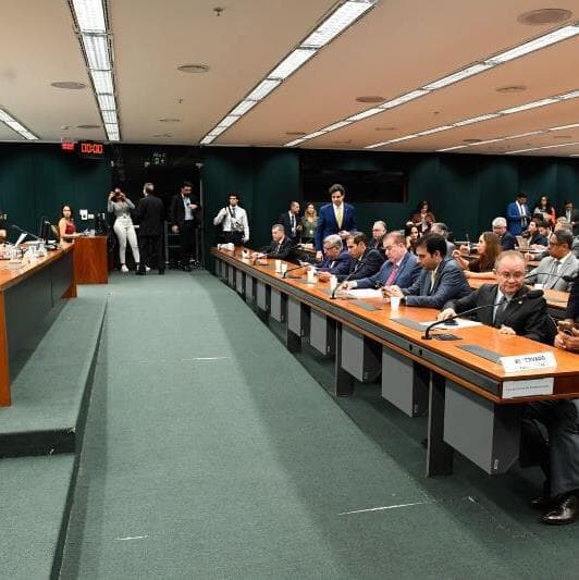 Sessão da CMO analisa o projeto para o Orçamento federal em 2025. - Roque de Sá/Agência Senado