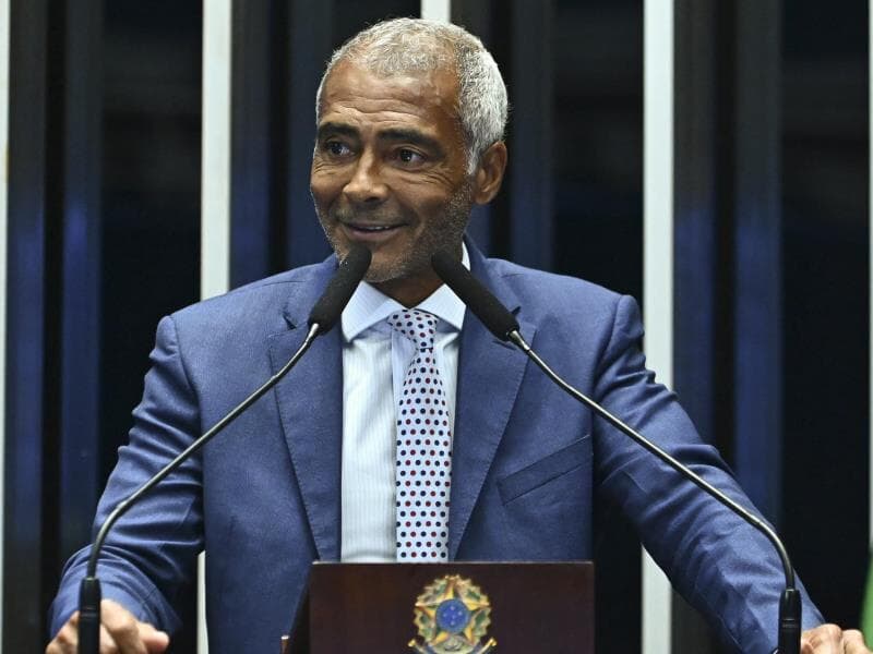 Em discurso, à tribuna, senador Romário (PL-RJ).
 - Andressa Anholete/Agência Senado