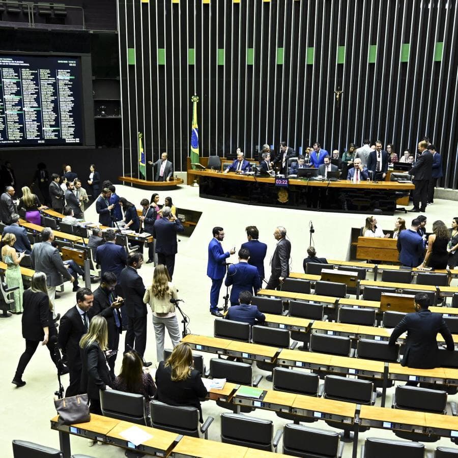 Orçamento de 2025 é votado com quase três meses de atraso.  - Andressa Anholete/Agência Senado