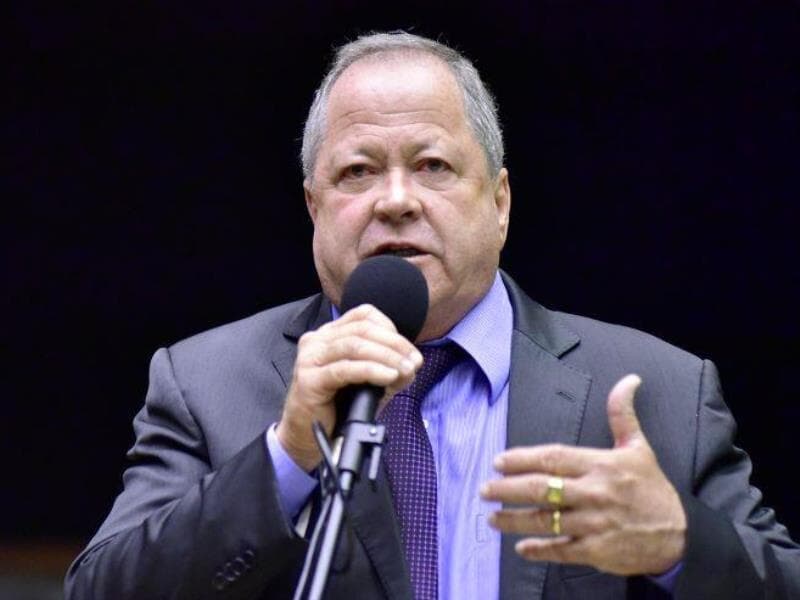 O deputado Chiquinho Brazão (sem partido-RJ), preso há um ano, segue com mandato.  - Zeca Ribeiro/Câmara dos Deputados