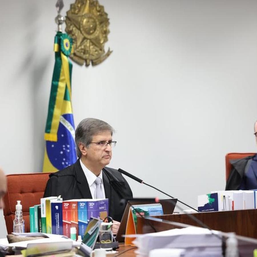 Em sentido horário: Alexandre de Moraes, Paulo Gonet e Cristiano Zanin, presidente da Primeira Turma - Antonio Augusto/Ascom/STF
