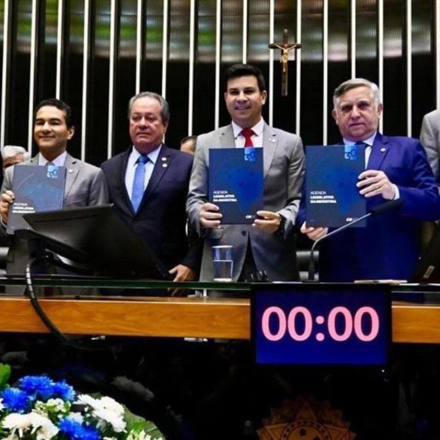 Sessão solene lançou agenda que reúne as prioridades para o Congresso em relação ao setor industrial - Iano Andrade/CNI