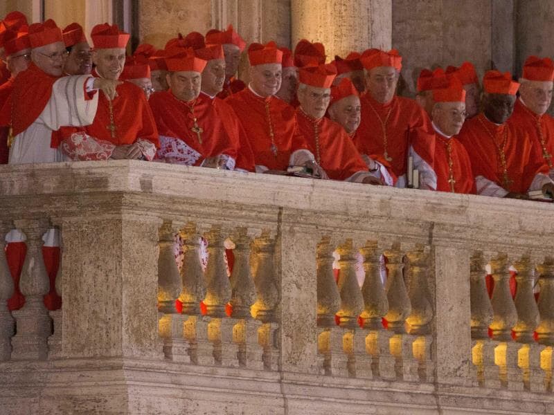 Cardeais no anúncio da escolha do papa Francisco no Vaticano em 13 de março de 2013. Na ocasião, ele assumiu o posto deixado por Bento XVI, que abdicou do papado - Mastrangelo Reino/Frame/Folhapress
