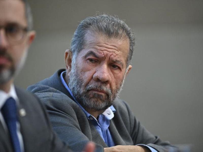 O ministro da Previdência Social, Carlos Lupi, em entrevista coletiva a jornalistas nesta quarta-feira (23). - Ton Molina/Fotoarena/Folhapress