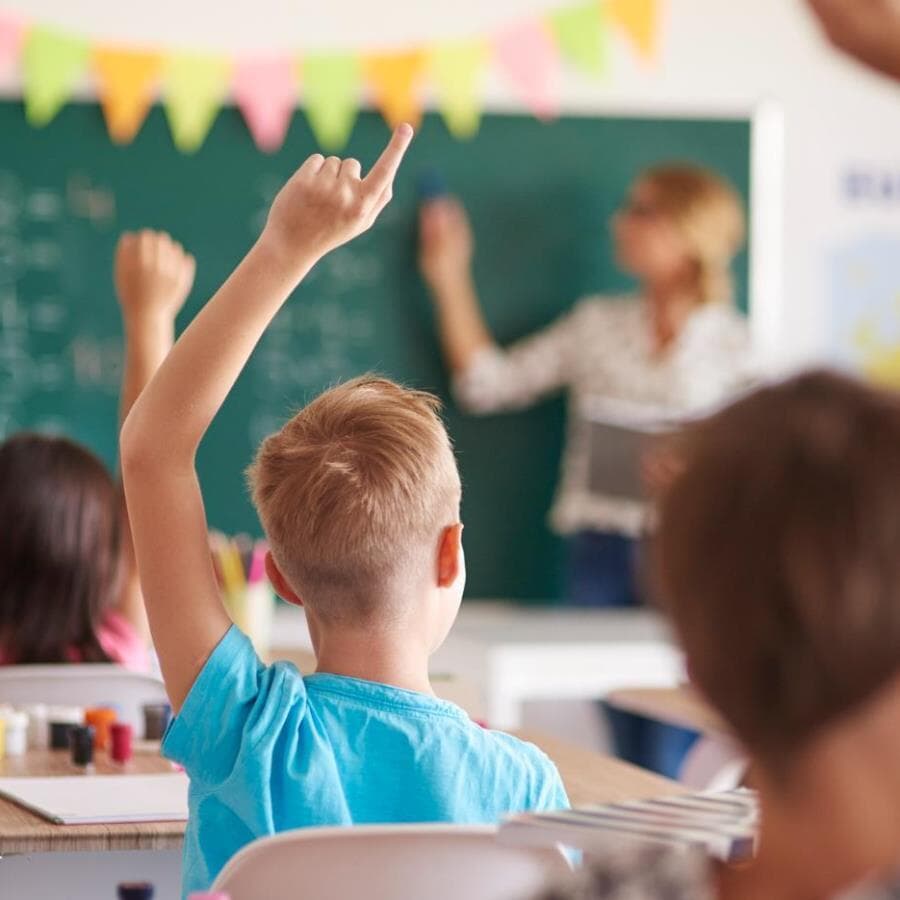 Projeto obriga escolas a divulgarem informações sobre o direito à educação especial. - Freepik