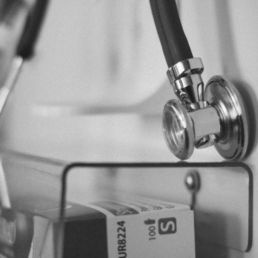 Primeira edição do Enamed deve reuniua aproximadamente 42 mil candidatos, incluindo estudantes e médicos já formados, segundo o Ministério da Educação. - Parentingupstream (via Pixabay)