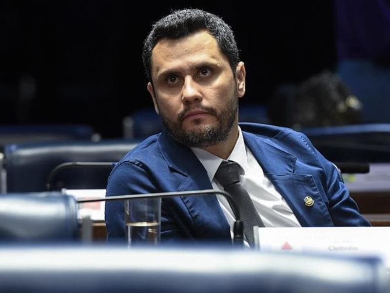 Para Cleitinho, dinheiro de campanha eleitoral deveria ser usado em programas sociais do governo - Jefferson Rudy/Agência Senado