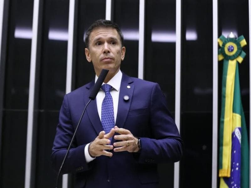 O deputado Felipe Carreras (PSB-PE) é o autor do projeto aprovado pela Comissão de Saúde da Câmara  - Kayo Magalhães/Câmara dos Deputados