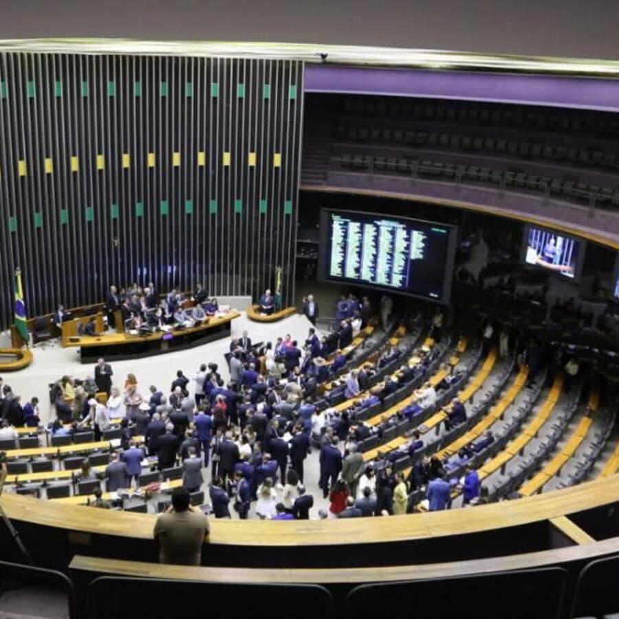 Semana será concentrada entre segunda e quarta-feira por causa do feriado da quinta-feira - Kayo Magalhães/Agência Câmara