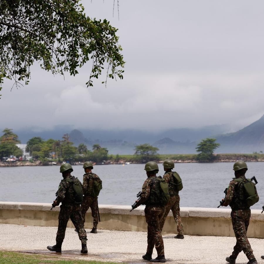 MP concedeu aumento aos militares. - Tânia Rêgo/Agência Brasil