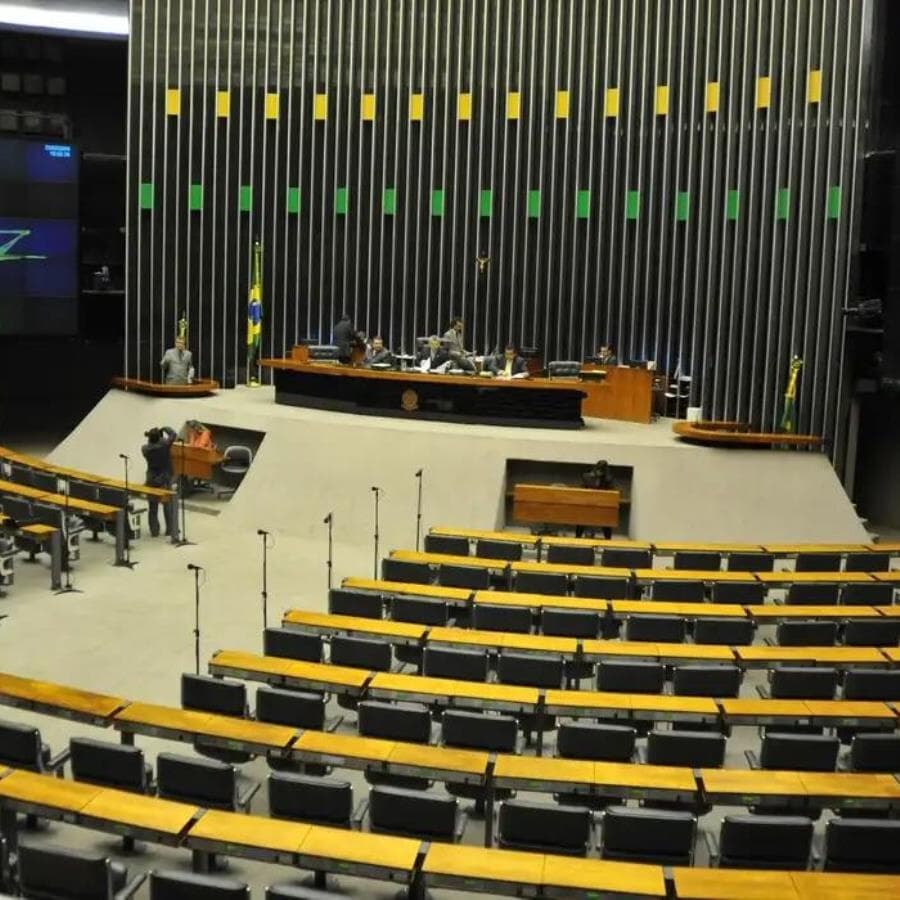 Estudantes devem ocupar o plenário da Câmara durante simulação  - José Cruz/Agência Brasil