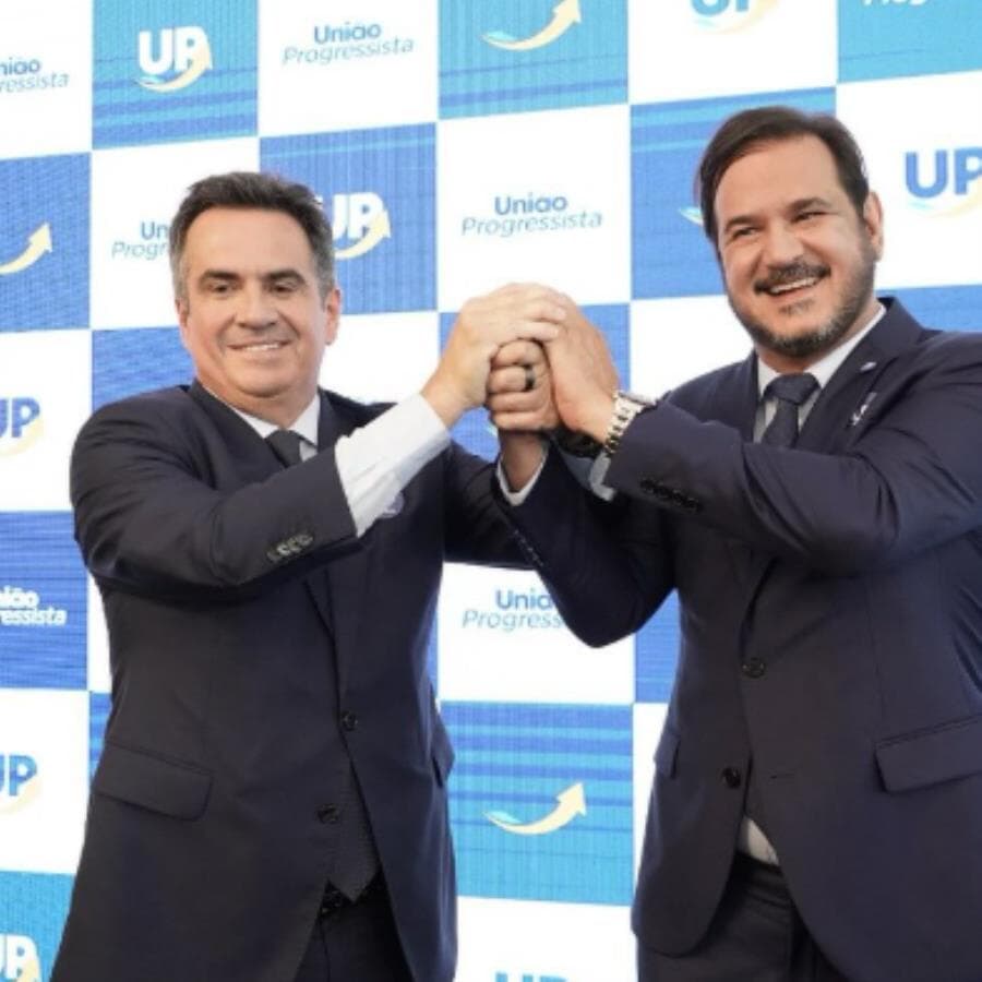 O senador Ciro Nogueira (PP-PI), presidente do PP, com Antonio Rueda, que comanda o União Brasil. - Reprodução/Instagram (@progressistas)