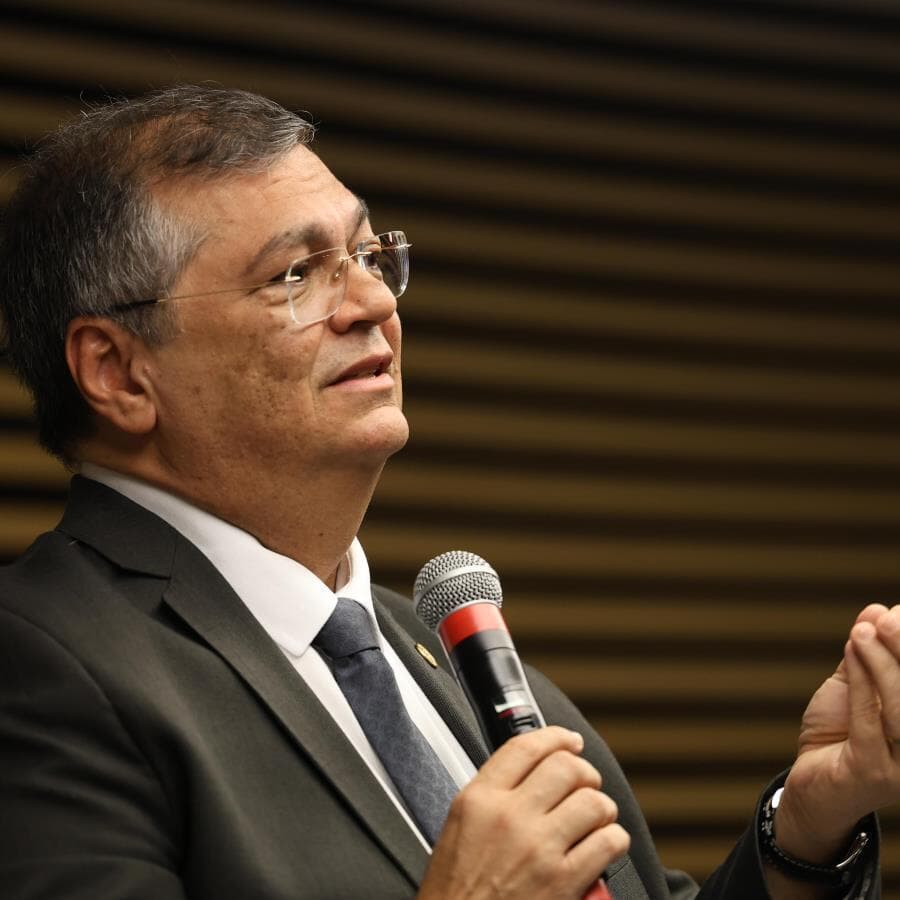 Decisão inclui ofício à PGR e críticas à gestão de recursos públicos sem plano definido ou controle adequado. - Rovena Rosa/Agência Brasil