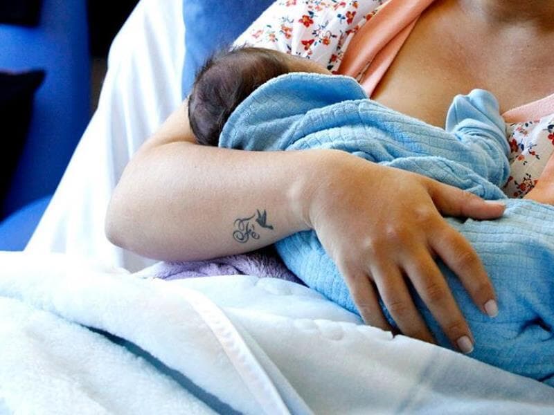 Estudantes mães enfrentam dificuldades para manter a rotina escolar durante a gravidez e o período de amamentação, nova proposta busca mitigar esses desafios. - Luiz Silveira/Agência CNJ