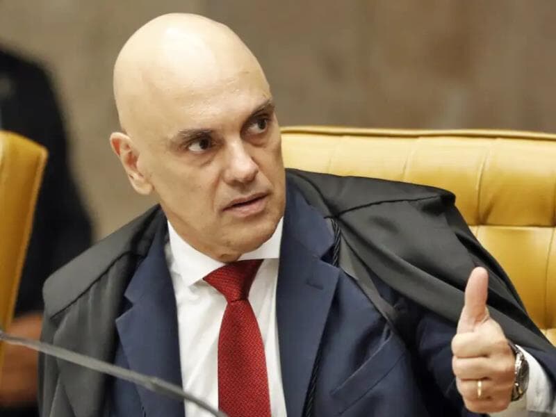 Sessão foi convocada a pedido de Alexandre de Moraes - Bruno Peres/Agência Brasil