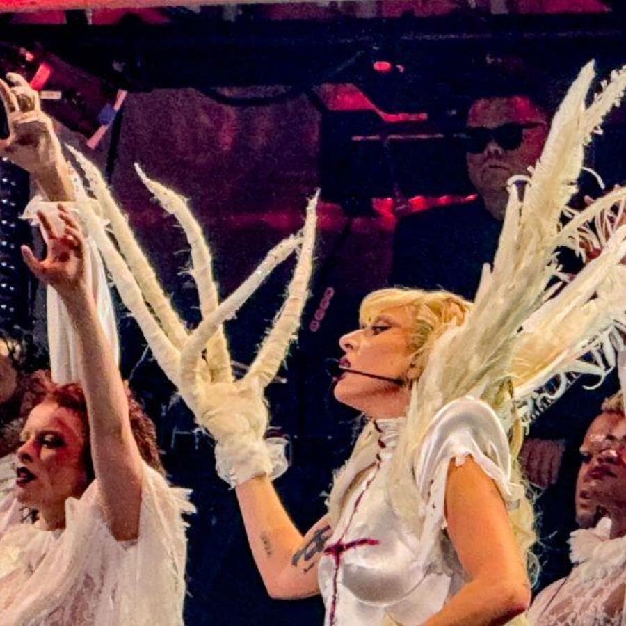 A cantora Lady Gaga no show em Copacabana, no Rio: críticas ao tamanho da área VIP motivaram projeto na Alerj. - Eduardo Valente/iShoot/Folhapress