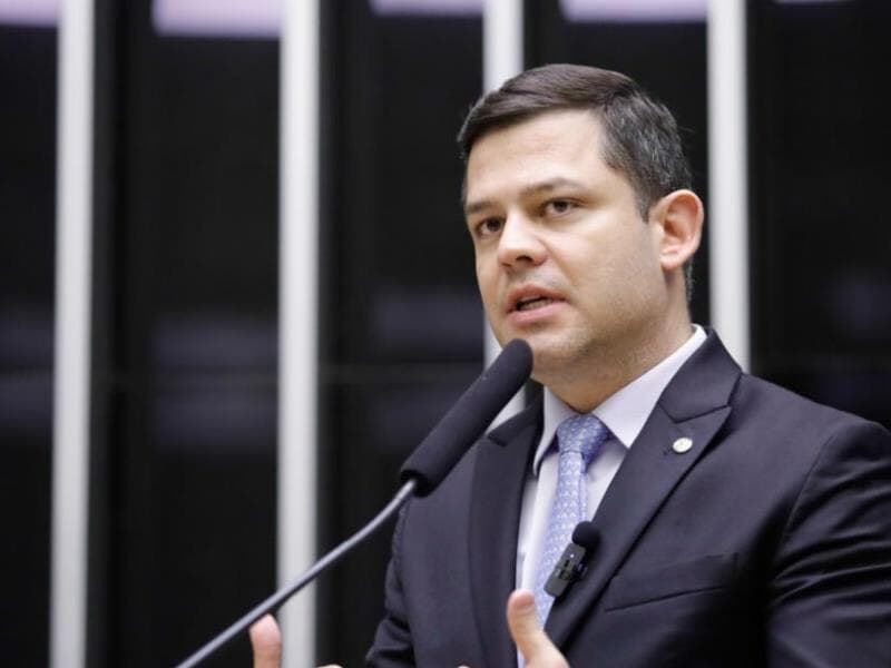 Tião Medeiros (PP-PR) é o relator da proposta que autoriza o uso de crédito de carbono - Mario Agra/Câmara dos Deputados