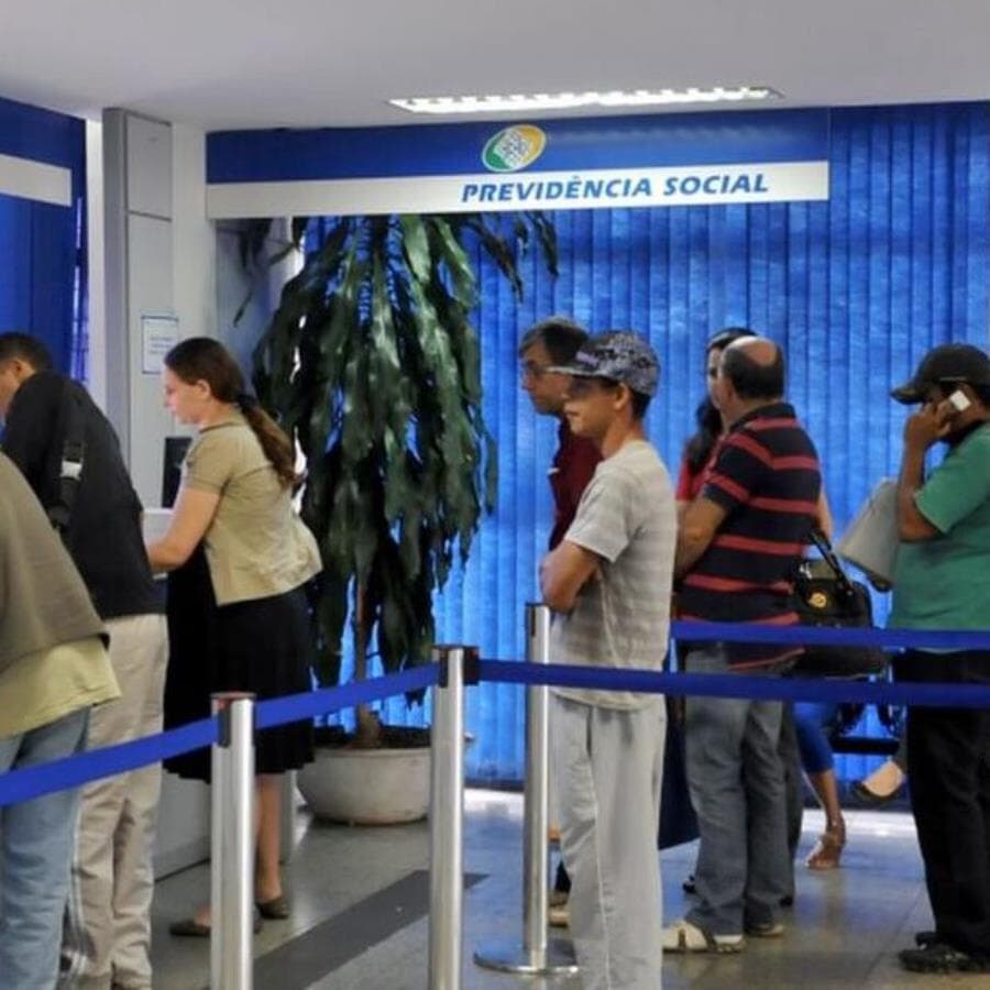 Fila no INSS - Antônio Cruz/Agência Brasil