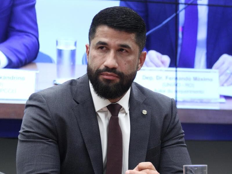 Deputado acusa Ednaldo Rodrigues de beneficiar parentes e enfraquecer os mecanismos de controle da CBF. - Vinicius Loures/Câmara dos Deputados