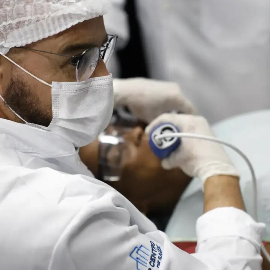 Brasil tem mais de 380 mil dentistas, segundo Conselho Federal de Odontologia. - Fernando Frazão/Agência Brasil