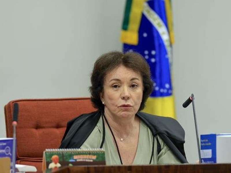 Cláudia Sampaio Marques defendeu, em nome da PGR, a aceitação da denúncia contra os 12 acusados do núcleo militar. - Rosinei Coutinho/Ascom/STF