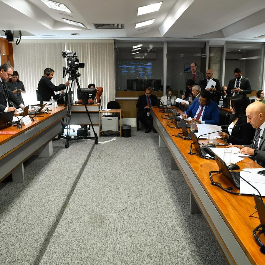 Comissão de Meio Ambiente (CMA) realiza reunião para deliberar sobre o PL 2.159/2021. - Carlos Moura/Agência Senado
