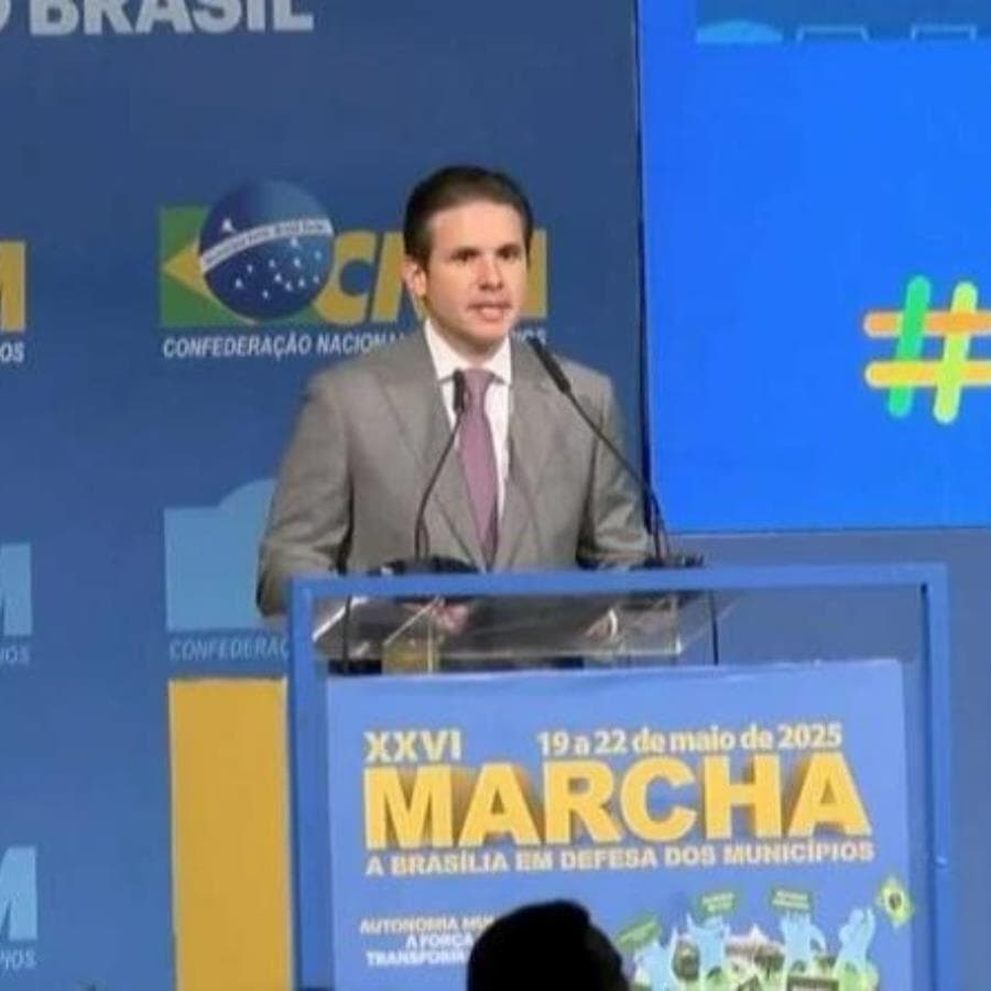 Hugo Motta participa da abertura da 26ª Marcha a Brasília e reafirma apoio às demandas dos municípios. - Ascom/CNM