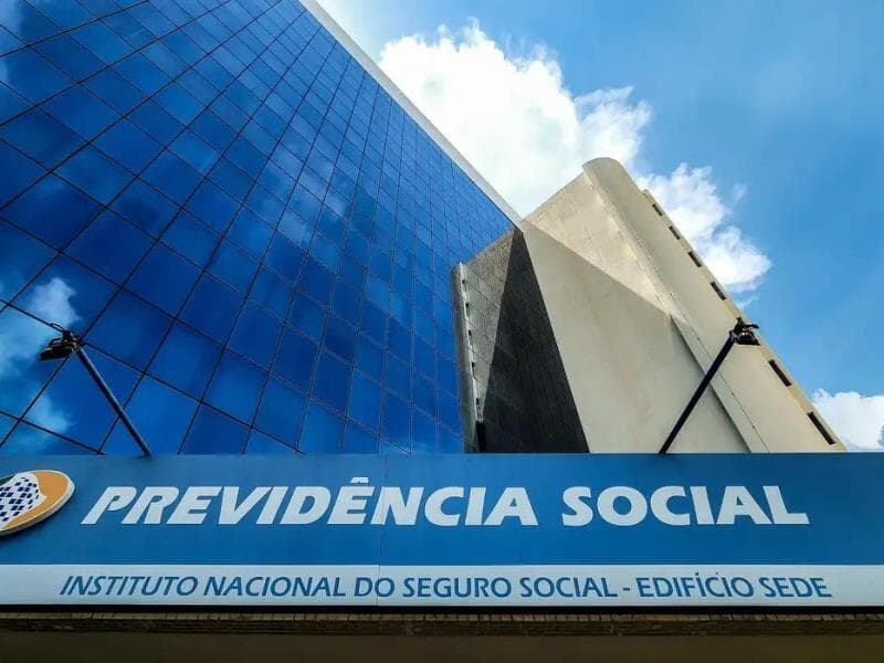 Perícia médica do INSS será mais detalhada e poderá ser questionada por empresas, conforme nova proposta aprovada na Câmara. - Rafa Neddermeyer/Agência Brasil
