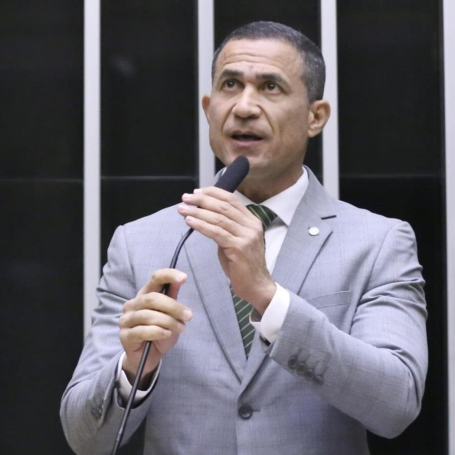 Coronel Assis recomendou a aprovação da proposta. - Kayo Magalhães/Câmara dos Deputados