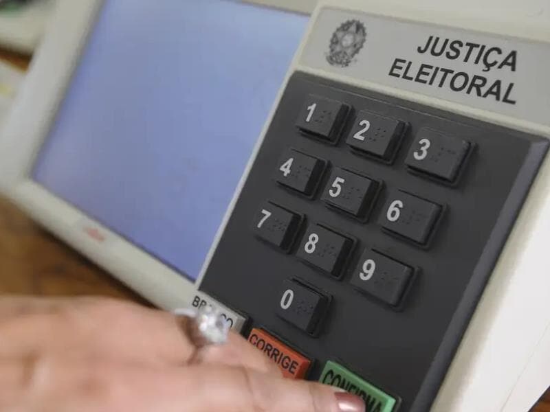 Urna eletrônica. - Fábio Pozzebom/Agência Brasil