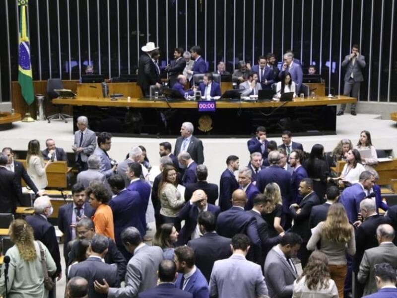 Sessão em que os deputados aprovaram o reajuste para servidores públicos federais. - Kayo Magalhães/Agência Câmara