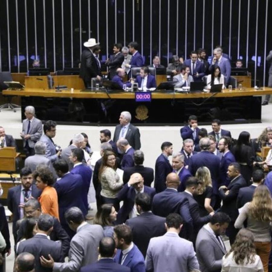 Sessão em que os deputados aprovaram o reajuste para servidores públicos federais. - Kayo Magalhães/Agência Câmara