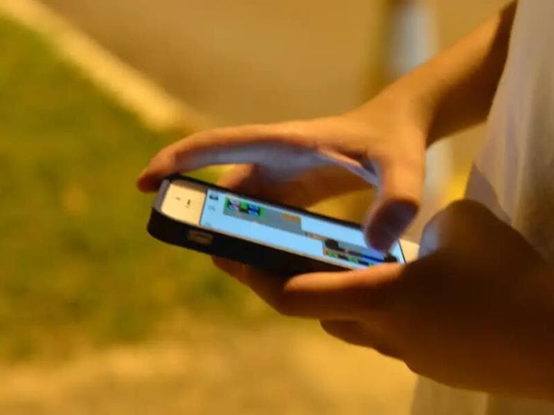 Proposta responsabiliza plataformas por identificar e relatar possíveis casos de abuso infantil, ampliando a proteção digital de crianças e adolescentes. - Valter Campanato/Agência Brasil