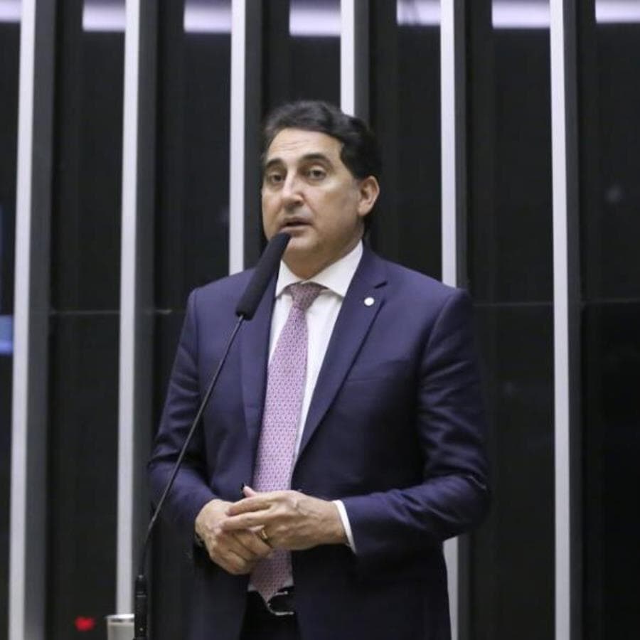 O deputado Gilvan Máximo (Republicanos-DF) é autor do substitutivo do projeto de lei original. - Kayo Magalhães/Câmara dos Deputados