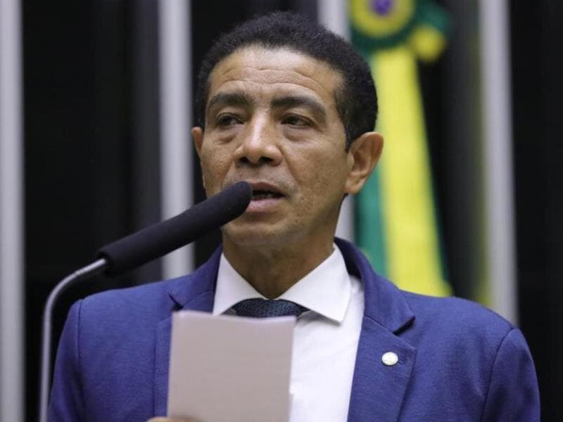 O deputado Pastor Gil (PL-MA) é o autor do projeto de lei. - Mario Agra/Câmara dos Deputados