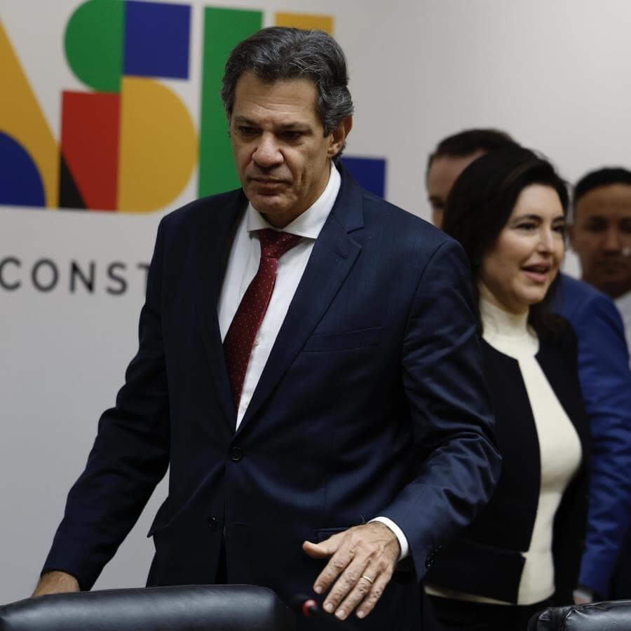Os ministros Fernando Haddad e Simone Tebet no anúncio do bloqueio do orçamento nessa quinta-feira. - Pedro Ladeira/Folhapress